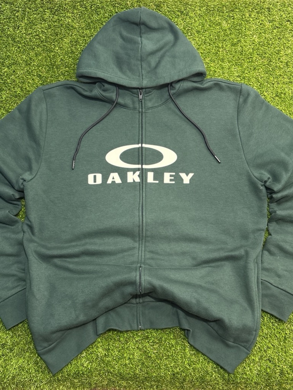 Oakley Dark Green Zip-Up Hoodie with Logo Tag
